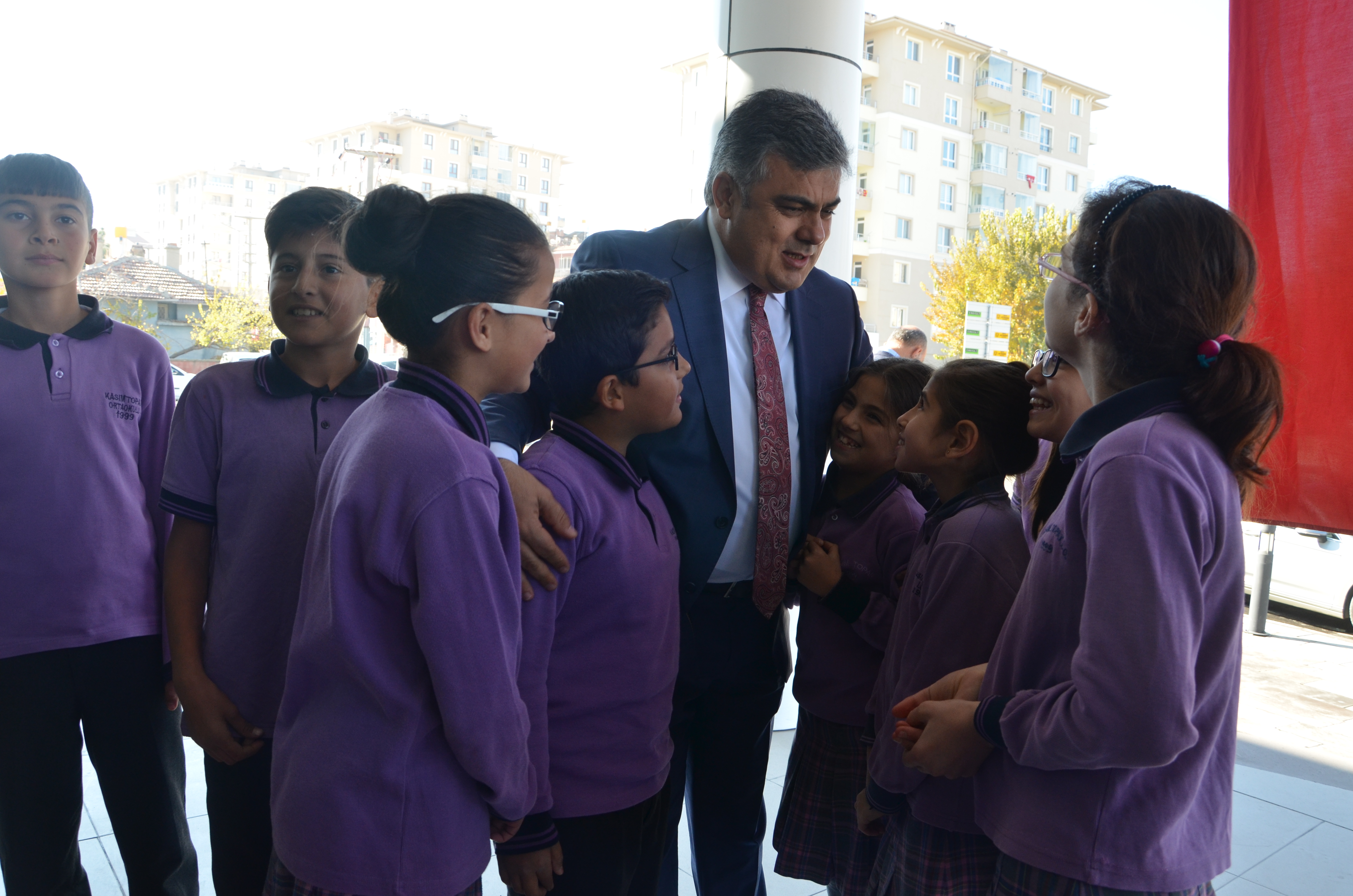 TEOG Sınavına Girecek Öğrencilere Başarılar Diledi