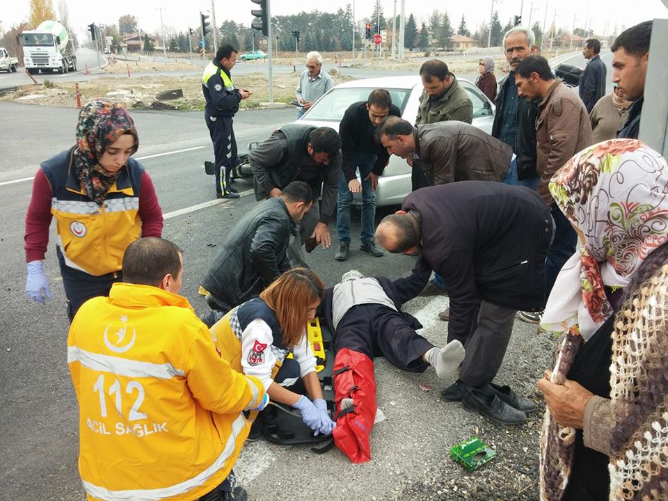 FİDANLIK KAVŞAĞI’NDA TRAFİK KAZASI : 1 YARALI
