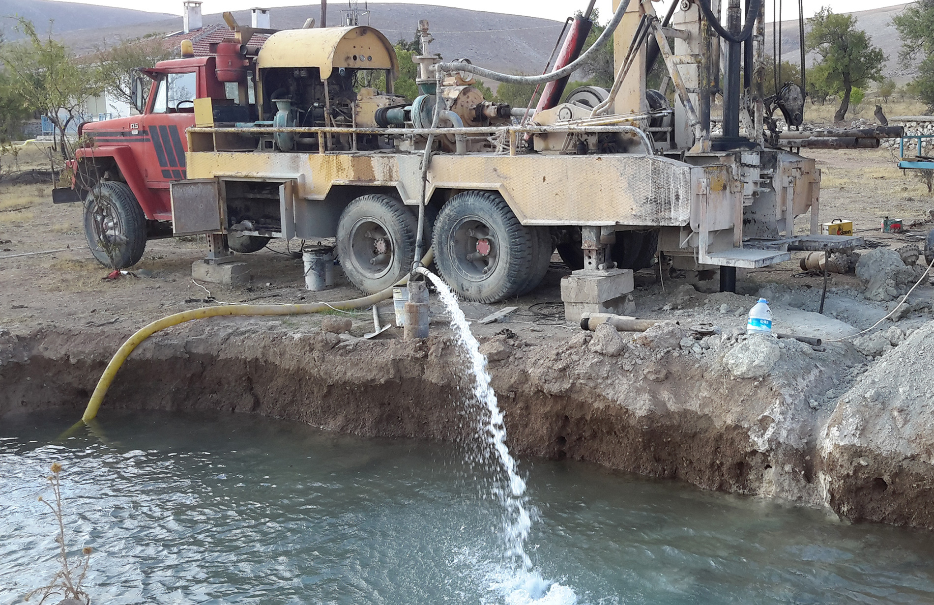 Kadınhanı ve Altınekin’in 4 Mahallesi Daha Yeterli Suya Kavuştu