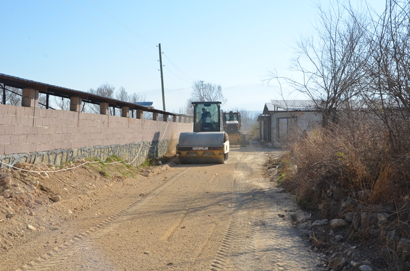 Melicek Mahallesinde Yeni Yollar Açılıyor