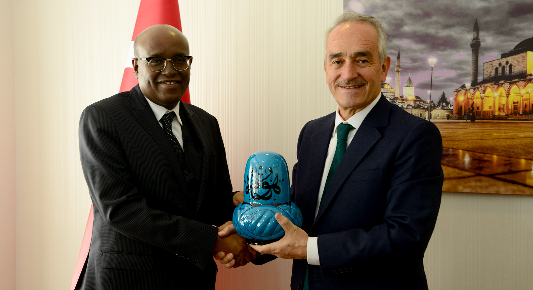 Cibuti İle Kardeşlik İlişkileri Gelişiyor