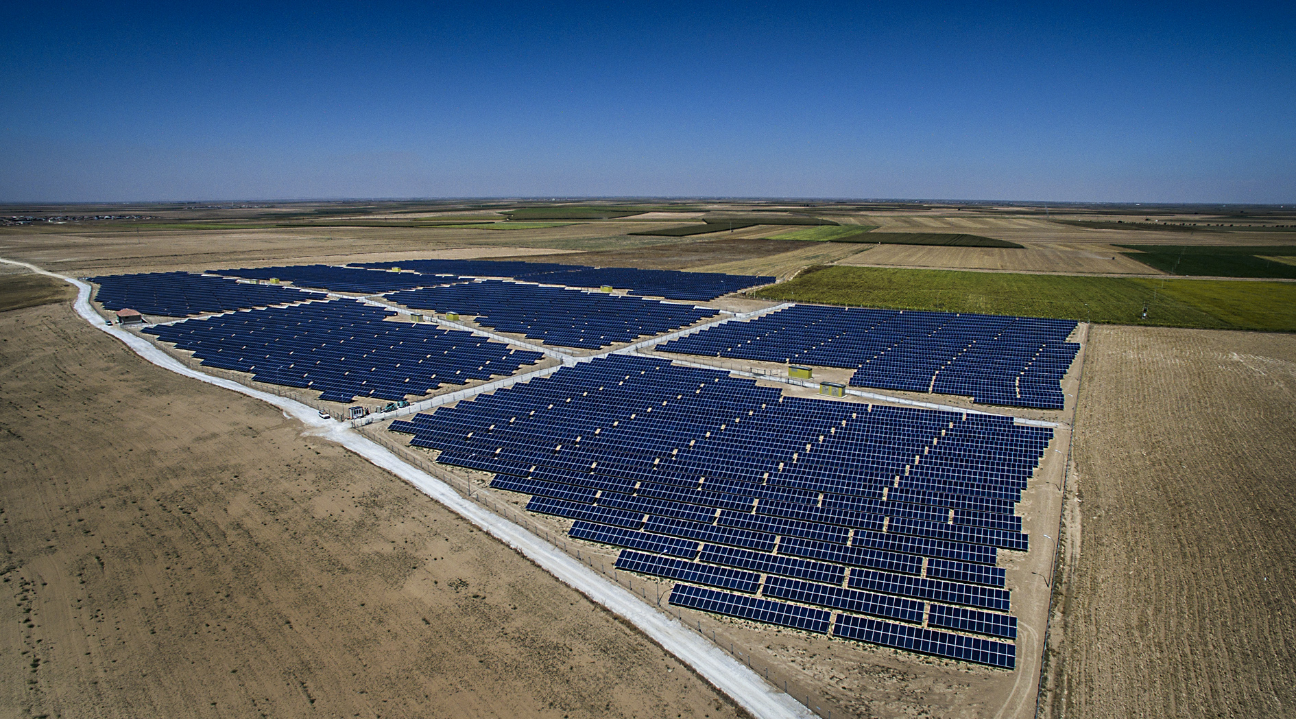 Türkiye'nin En Büyük Güneş Enerjisi Santrali, Konya Kızören'de Açıldı.