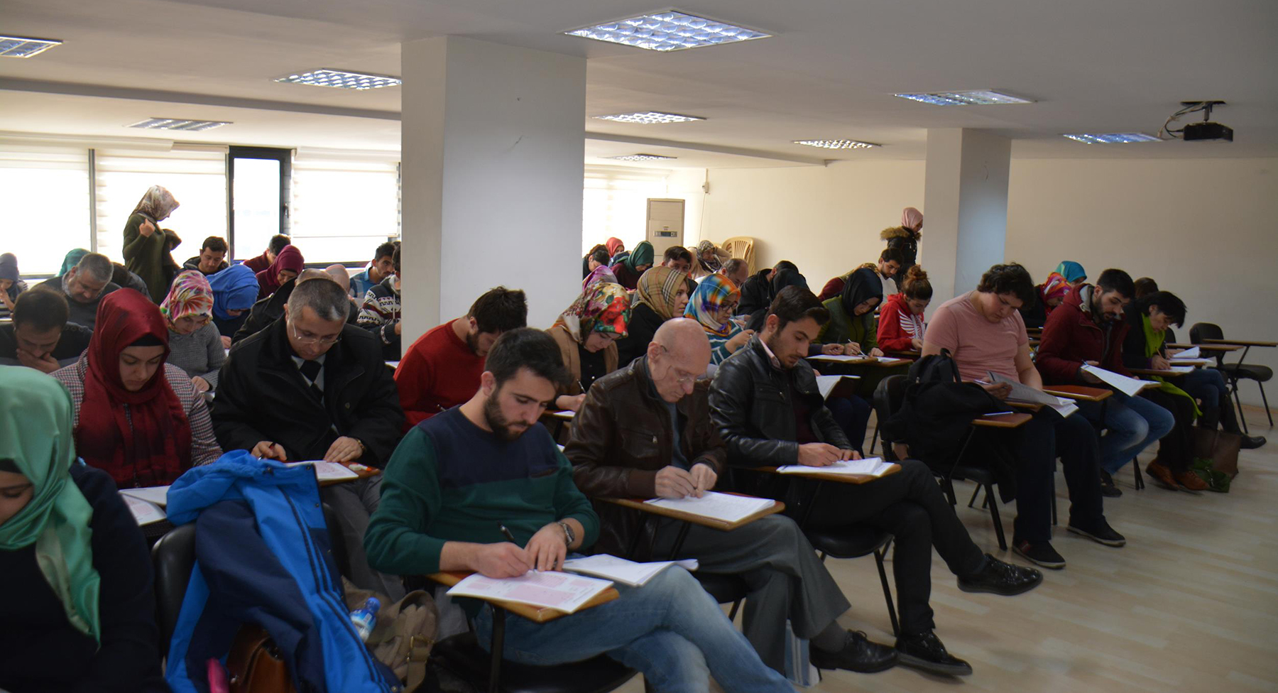 KOMEK’te Tüm Dil Gruplarına Ortak Sınav