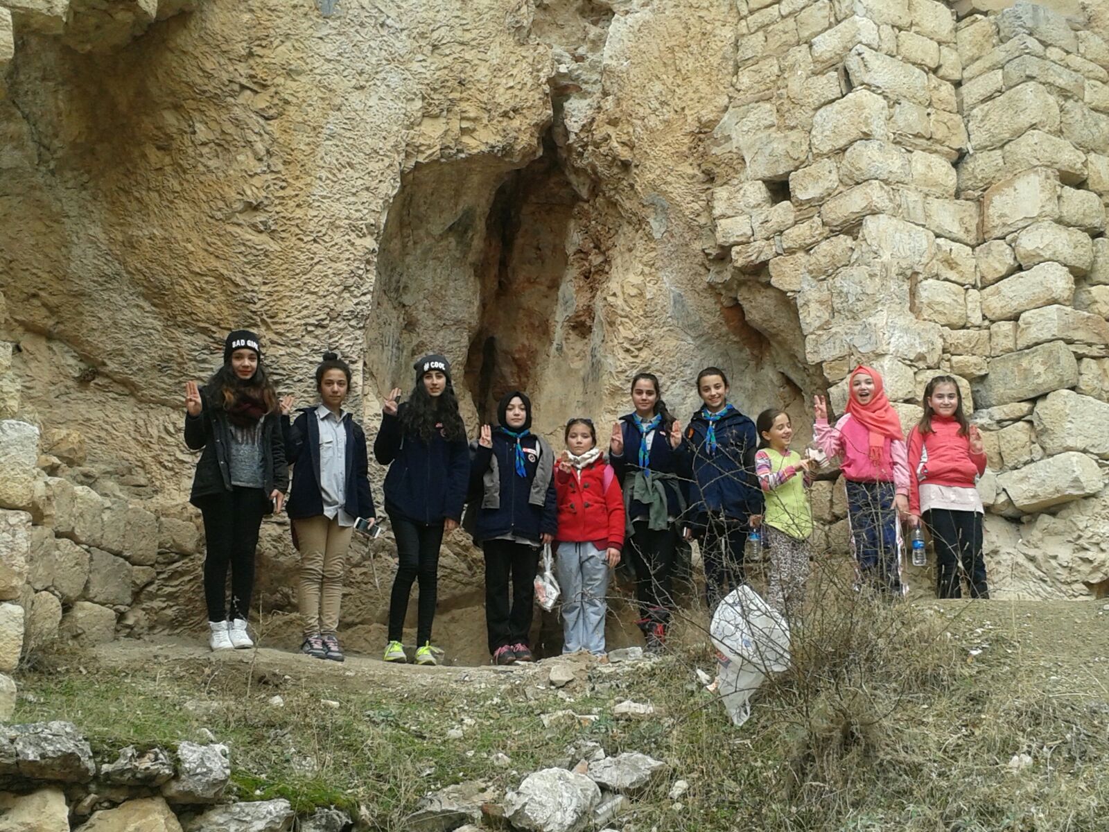 İrfan Gençlik İvriz Kızlar Sarayına Doğa Yürüyüşü Düzenledi