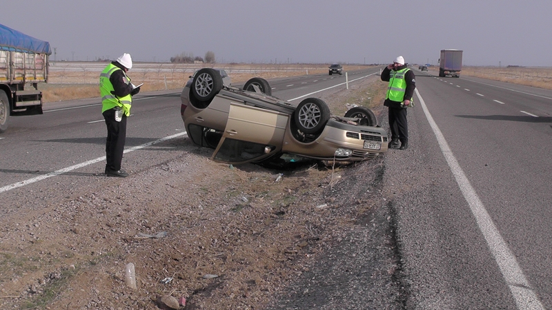 Otomobil takla attı: 4 yaralı