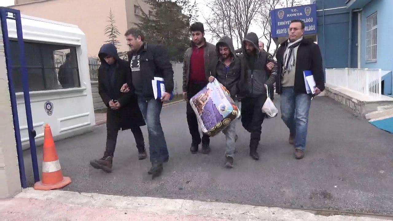 Şüpheliler Yakalanınca, Adliyeye Elinde Battaniyeyle Gitti