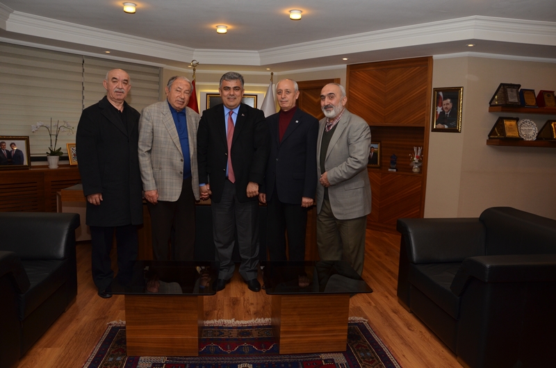 Huzur Evi Yönetiminden Başkan Özgüven’e  Ziyaret