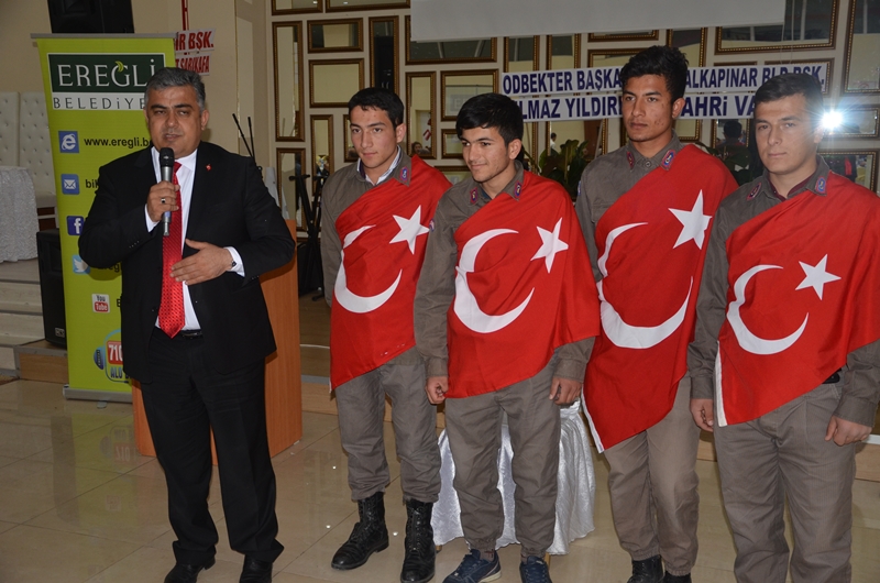 Özgüven Şehit Aileleri ve Gaziler Onuruna Yemek Verdi