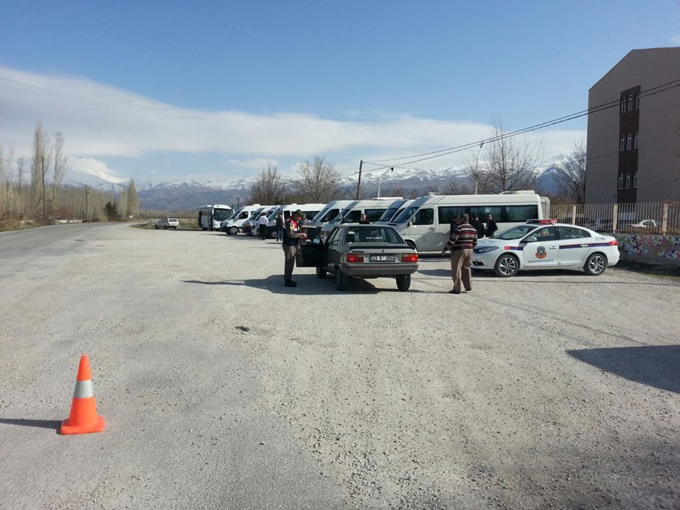 Jandarma Trafik Ekipleri Okul Servislerini Denetledi