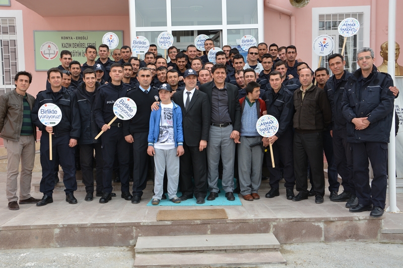 Aşmak İçin Hareket Polisimizin Şefkatli Kucağı İle Güçleniyor