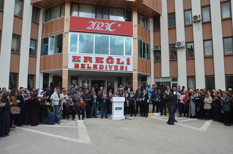 30 Yıldır Görev Yaptığı Belediyeden Törenle Uğurlandı