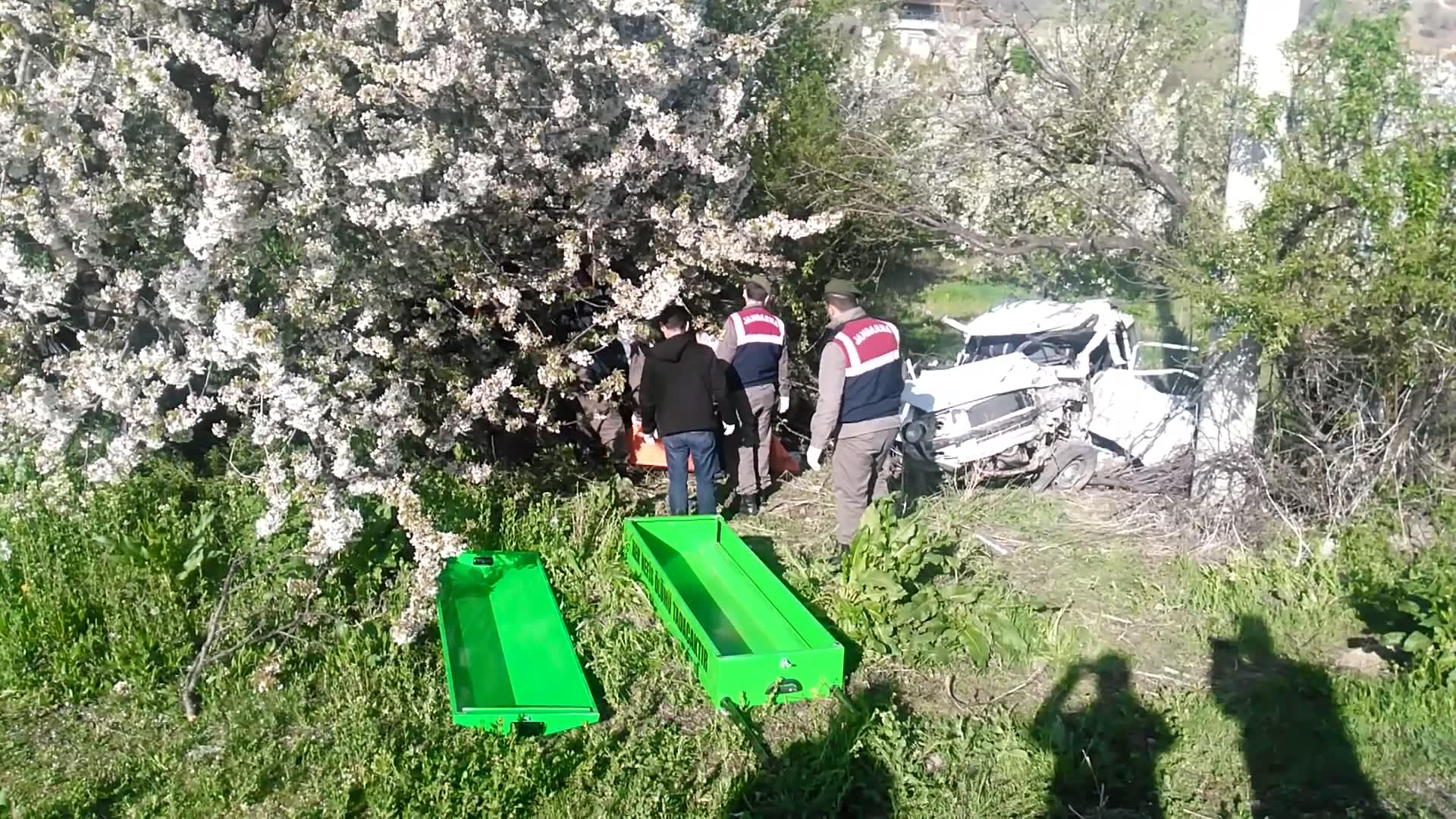 Yaralı, Sürünerek Yola Çıktı Yardım İstedi