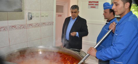 1500 Kişiye Sıcak Yemek