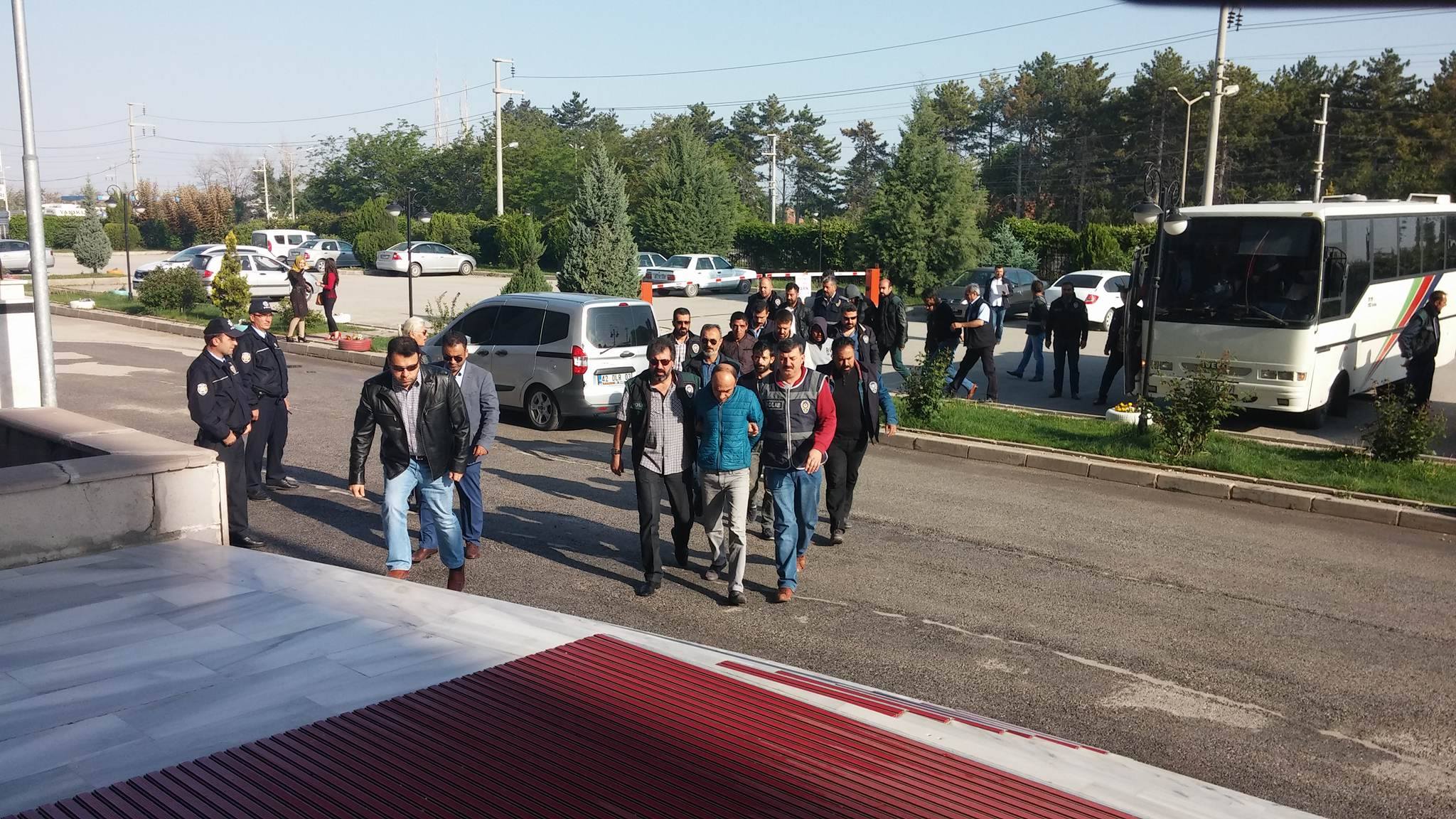 Uyuşturucu Tacirleri Adliye’ye Çıkartıldı