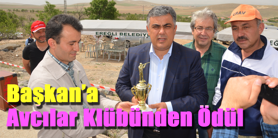 Avcılardan Başkan'a Kupa