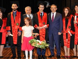 Hukukçuların Mezuniyet Coşkusu