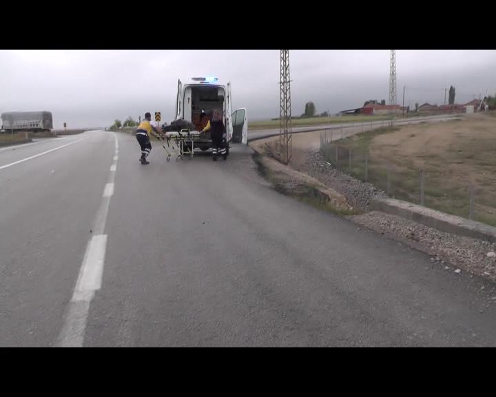 Otomobil Tır’a Arkadan Çarptı 1 Yaralı