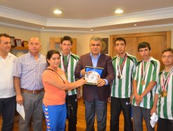 Şampiyon Sporculardan Özel Ziyaret