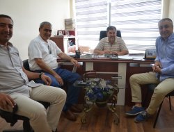 İŞ ADAMI ÖZŞENOL’DAN METRO TV YE ZİYARET