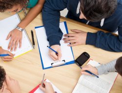 Anne-baba tercihi üniversitede mutsuz edebiliyor!