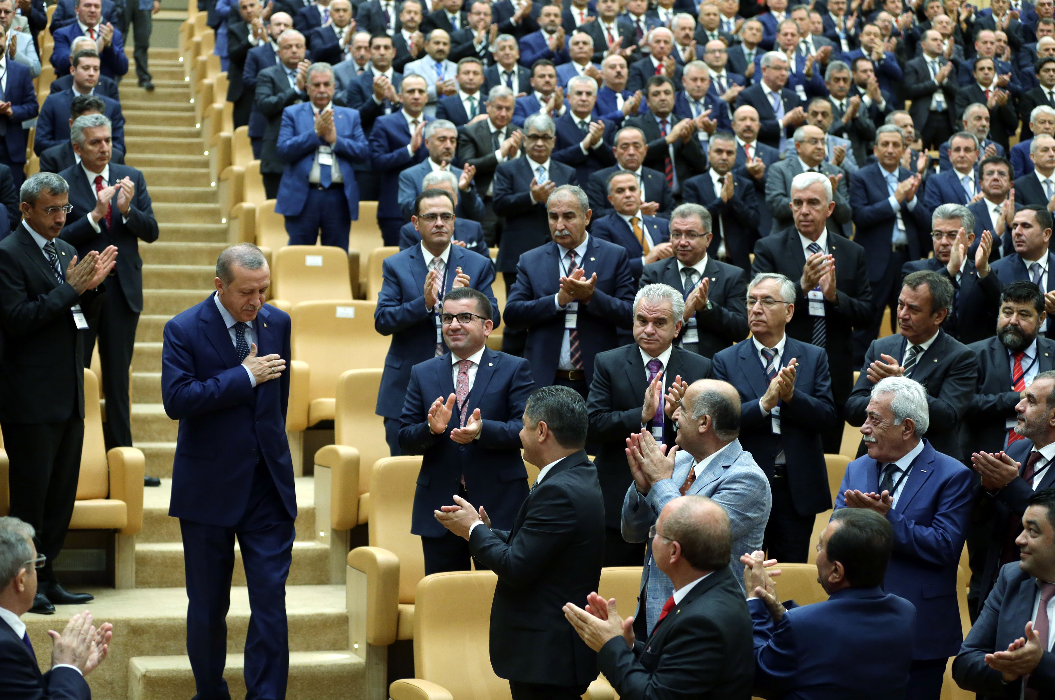 Ünlü,  Başkentte İstişare Toplantısına Katıldı