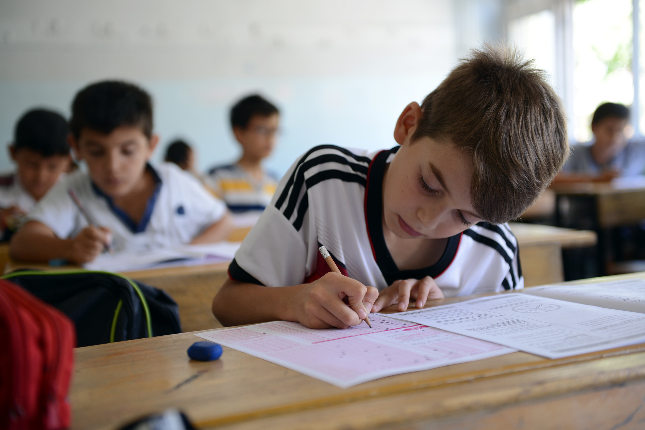 Genç KOMEK Yaz Okulu’nda Binlerce Öğrenciye Ortak Sınav