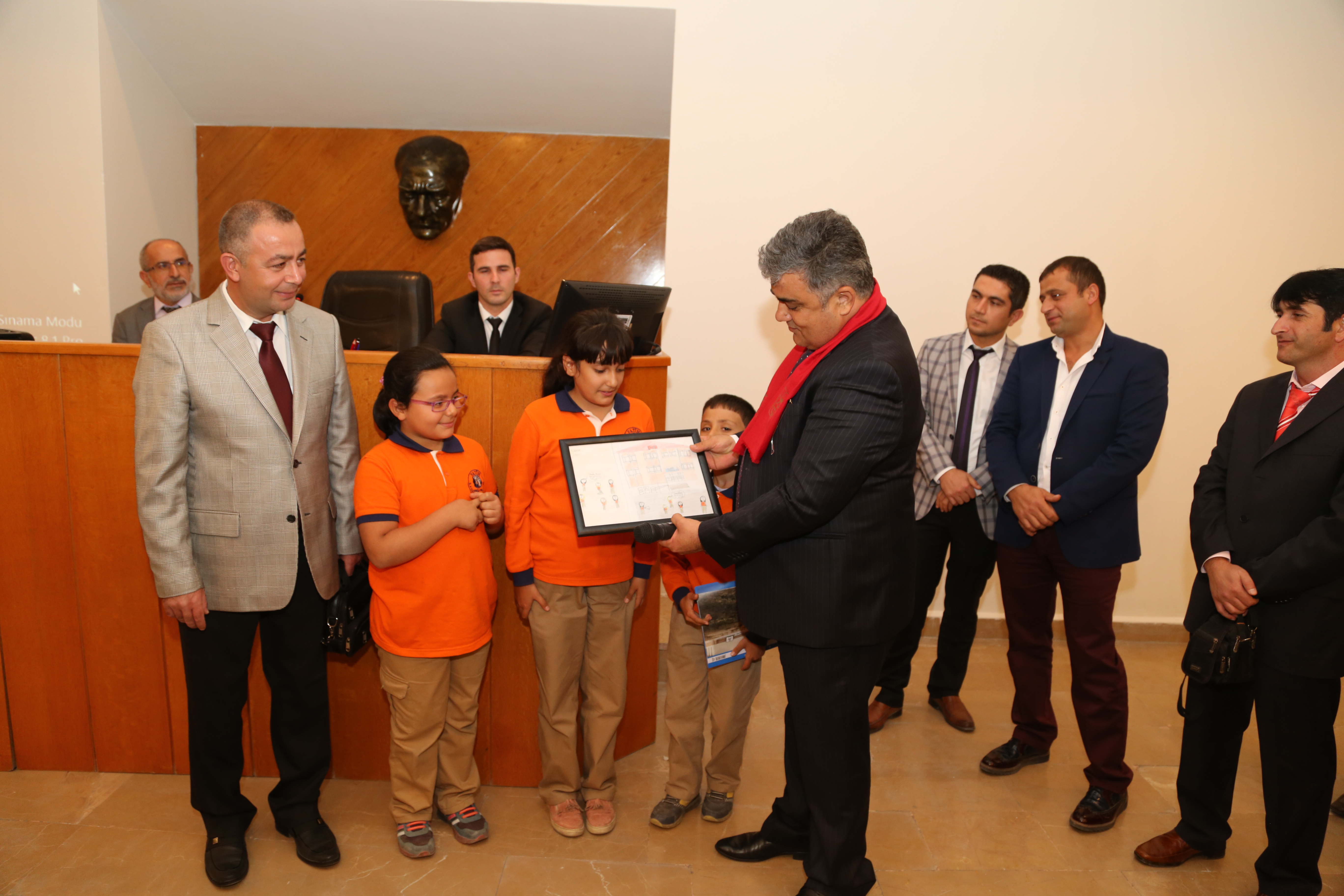 Öğrencilerden Teşekkür