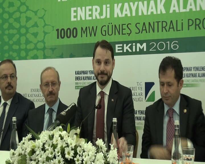 Bakan Albayrak: Karapınar'da 1000 Megavatlık Güneş Enerji Santrali