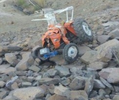 Traktör Şarampole Uçtu: 1 Ölü 1 Yaralı