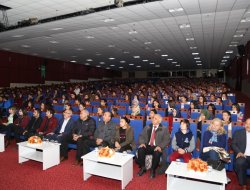 TEOG SINAVI ÖNCESİ ÖĞRENCİLERE MOTİVASYON SEMİNERİ VERİLDİ