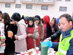 Soğuk Havada İçleri Isındı