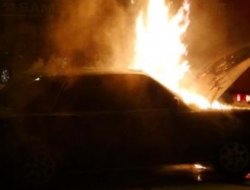 Seyir Halindeki Otomobil Yandı