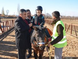 Engellilerin At Binme Sevinci