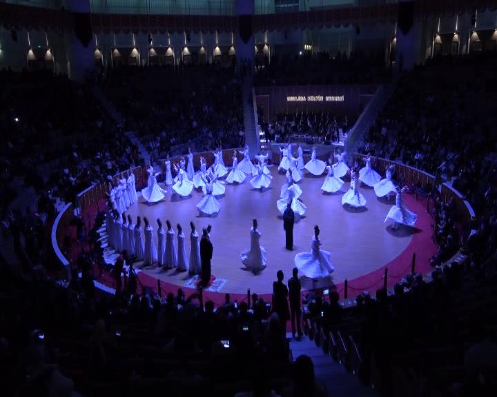 Mevlana'yı anma törenleri, 'Sevgi ve Birlik Yürüyüşü' ile başladı