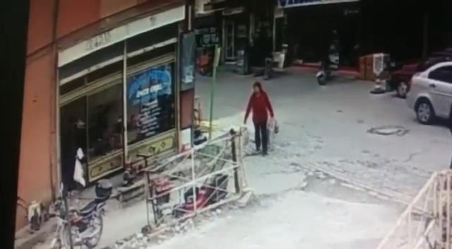 Cep telefonu Araçtan hırsızlık olayı!