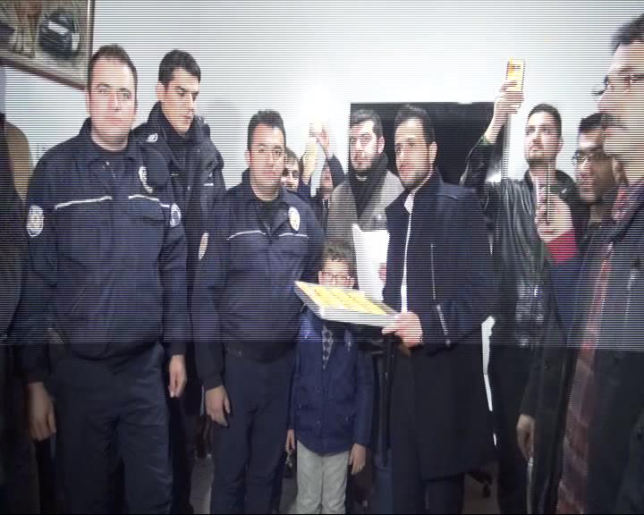 Otomobil Tutkunlarından Polise Destek Ziyareti