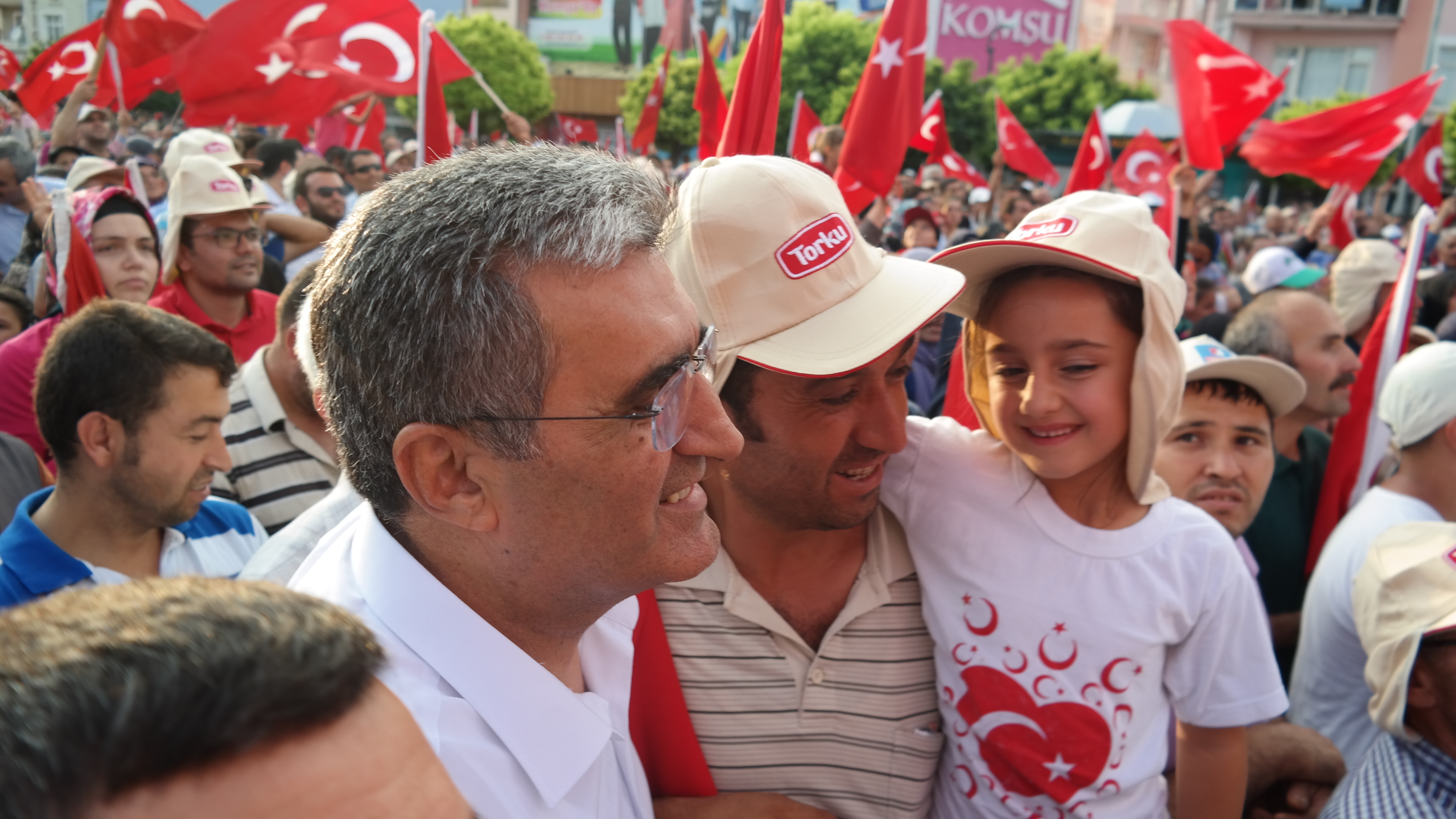 Konuk Yeni Yıl Türkiye'nin Gücüne Güç Katacağı bir yıl Olsun