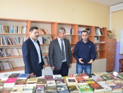 Polis Okulundan Eğitime Destek ; 500 Adet Kitap Bağışladı