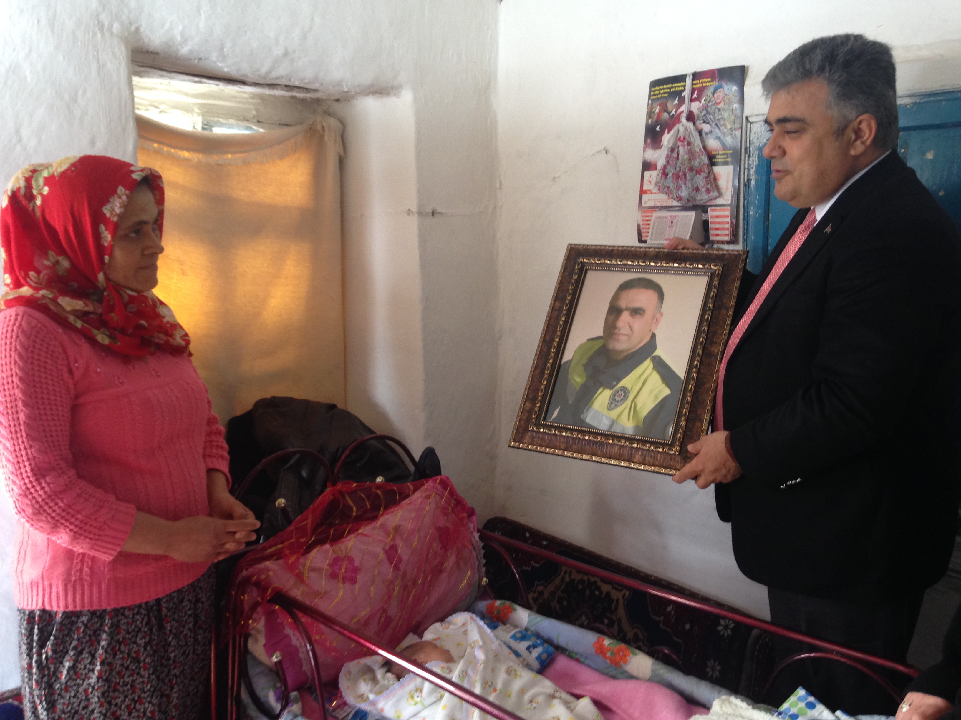 Fethi Sekin’in İsmi Yeni Doğan Bebekte Yaşatıldı