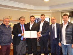 BAŞKAN ÖZGÜVEN: ”EREĞLİ IŞIKLARLA DONANACAK”