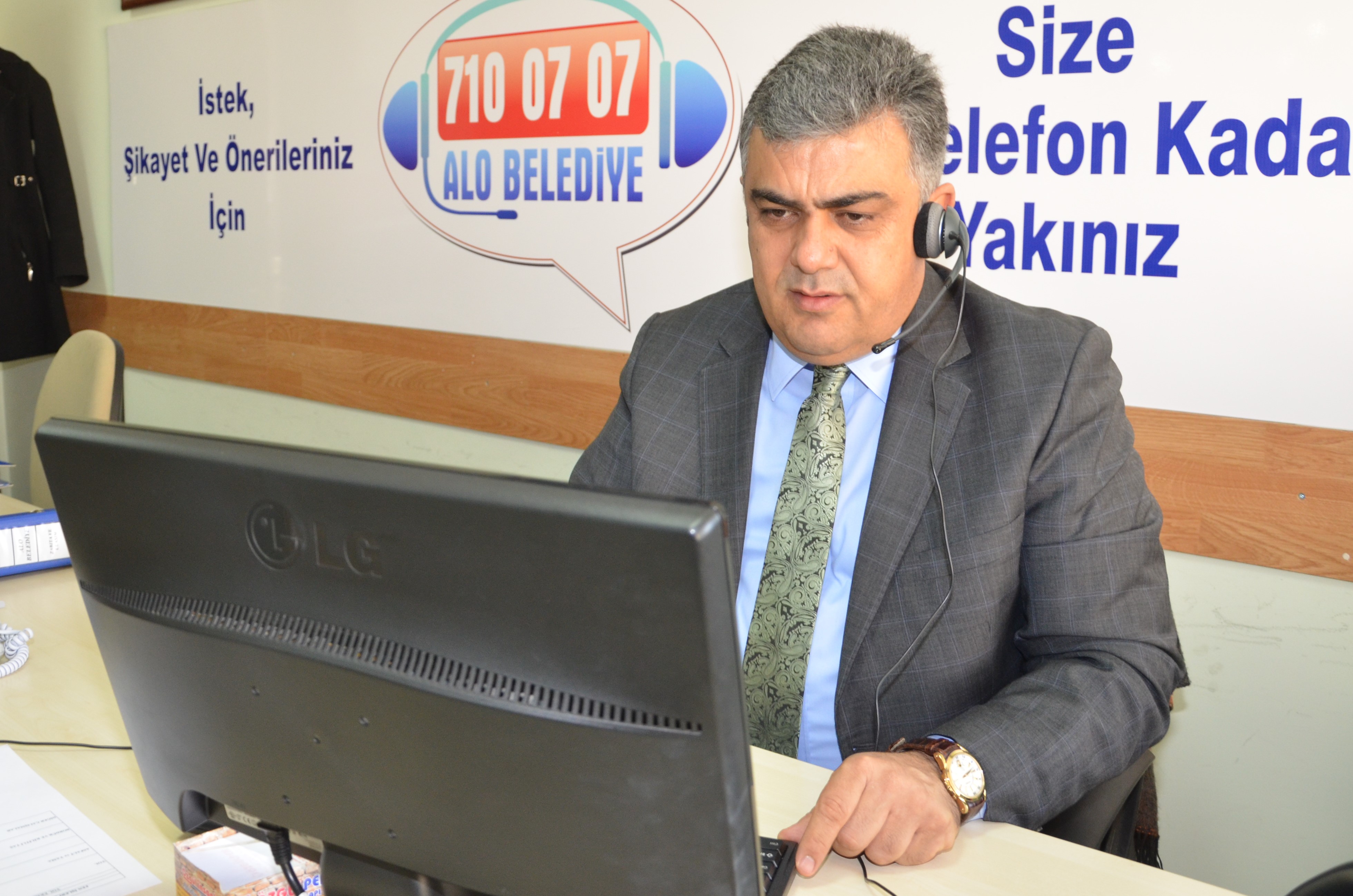 BAŞKAN ÖZGÜVEN: ”HALKIMIZIN HİZMETKARIYIZ”