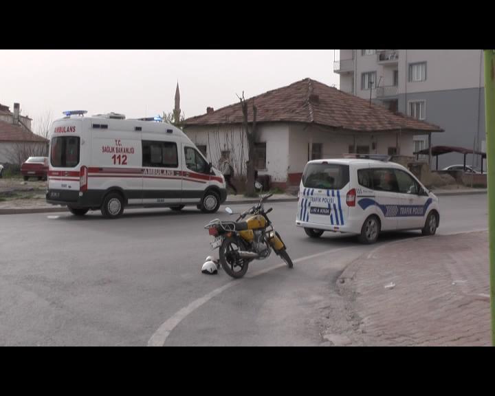 Vatandaşlar Sürekli Kaza Olan Kavşağa Trafik Işığı İstiyor!