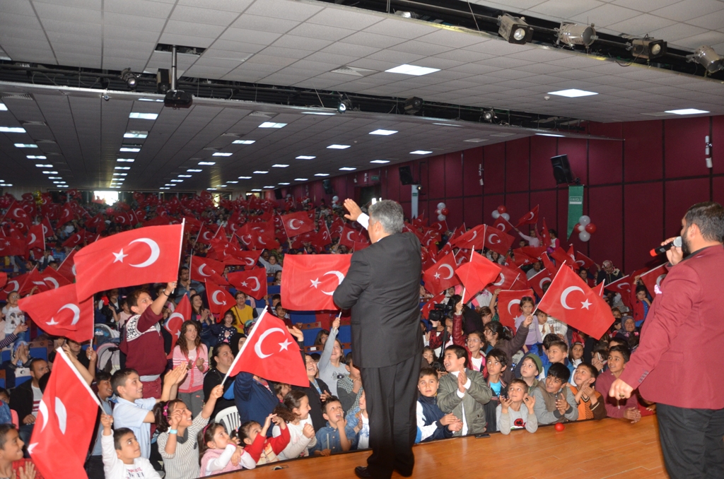 EREĞLİ BELEDİYESİ’NDEN ÇOCUKLARA COŞKULU 23 NİSAN ŞENLİĞİ