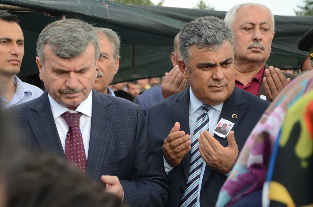 MİLLETİMİZİN BAŞI SAĞOLSUN