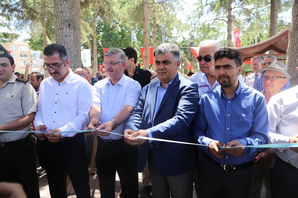 EREĞLİ BELEDİYESİ’NDEN ANLAMLI SERGİ ‘FOTOĞRAFLARLA 15 TEMMUZ 2016’