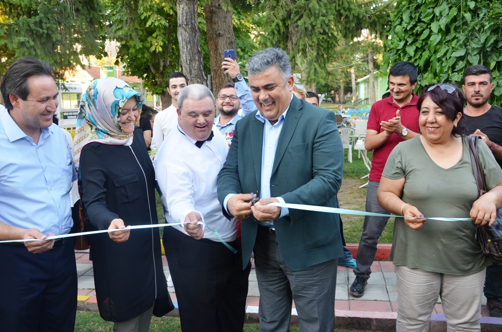 SERDAR DUMAN HAYATIN RENKLERİNİ PAYLAŞTI