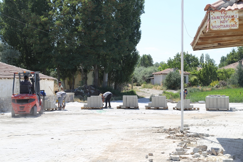 FEN İŞLERİ EKİPLERİ ŞEHRİN HER YERİNDE