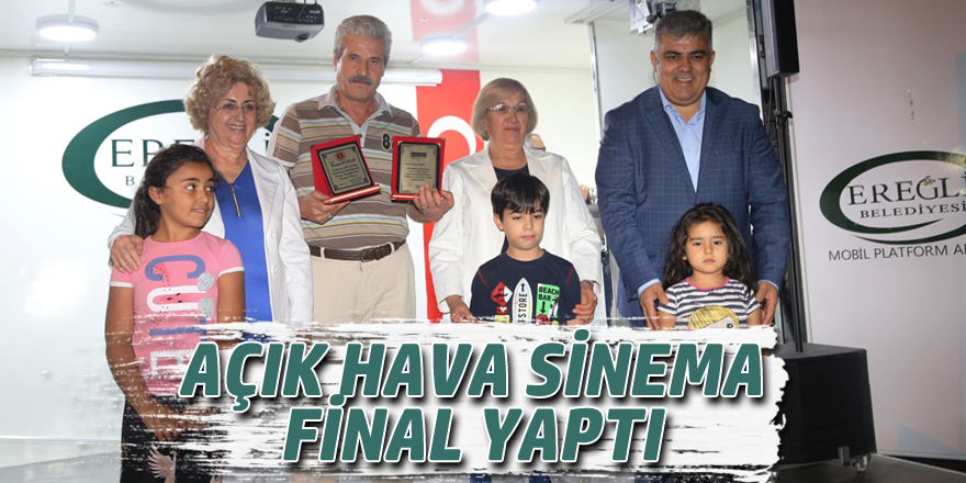 AÇIK HAVA SİNEMA GÜNLERİ ZÜĞÜRT AĞA FİLMİ İLE GALA YAPTI
