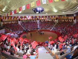 Geleceğin Teminatı Gençler Ödüllendirildi