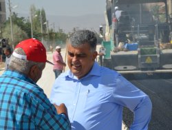 KARAMAN YOLU SICAK ASFALT ÇALIŞMASI BAŞLADI